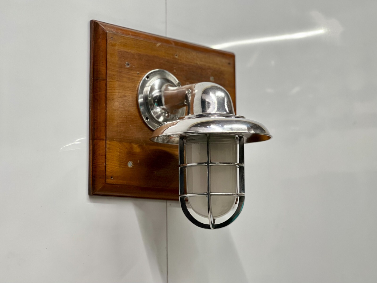 Nautical Aluminum Bulkhead Wall Light with Shade – Marine Industrial Outdoor Sconce | Vintage Ship Passageway Lamp